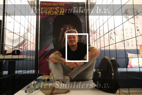 Laren, 16 Mei 2018
Aktie Lock Me Up - Free a Girl
Thomas Berge