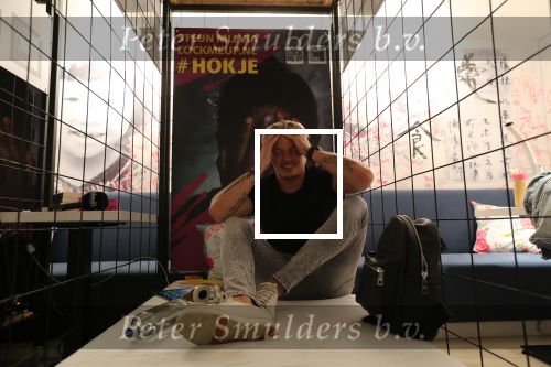 Laren, 16 Mei 2018
Aktie Lock Me Up - Free a Girl
Thomas Berge