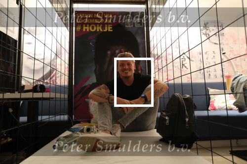 Laren, 16 Mei 2018
Aktie Lock Me Up - Free a Girl
Thomas Berge