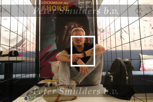 Laren, 16 Mei 2018
Aktie Lock Me Up - Free a Girl
Thomas Berge