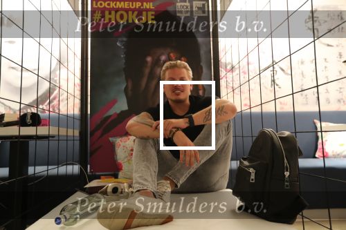 Laren, 16 Mei 2018
Aktie Lock Me Up - Free a Girl
Thomas Berge