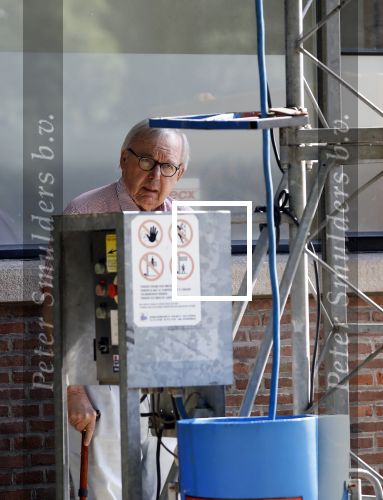 Amsterdam 5 juni 2018
Thomas Lepeltak wandelend op straat.