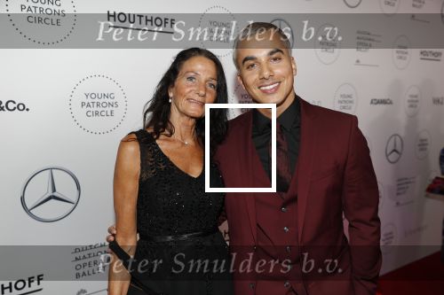 Amsterdam 1 juni 2018
Premiere Nationaal ballet in stopera. Timor Steffens met moeder