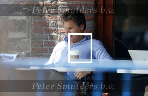 Amsterdam 29 mei 2018
Toine v Peperstraten drinkt koffietje bij starbucks.