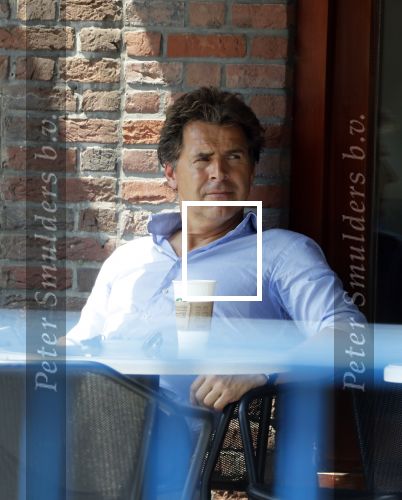 Amsterdam 29 mei 2018
Toine v Peperstraten drinkt koffietje bij starbucks.