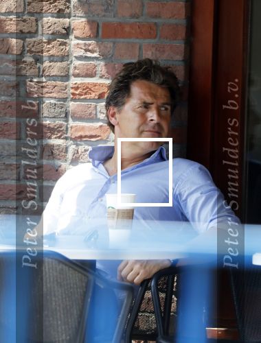 Amsterdam 29 mei 2018
Toine v Peperstraten drinkt koffietje bij starbucks.