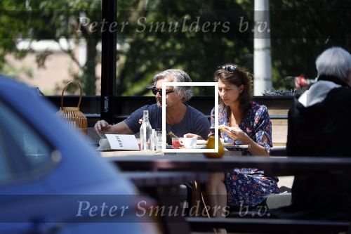 Amsterdam 20 mei 2018
Victor Reinier met zijn vriendin op terras.
