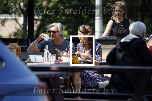 Amsterdam 20 mei 2018
Victor Reinier met zijn vriendin op terras.