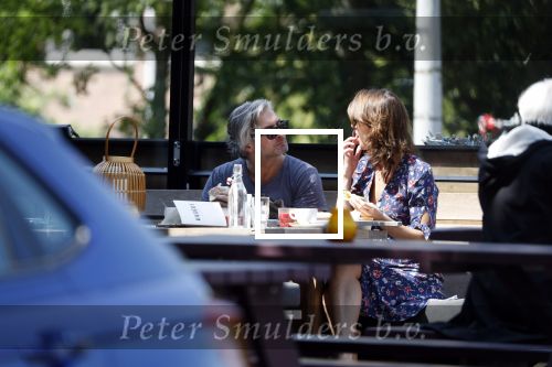 Amsterdam 20 mei 2018
Victor Reinier met zijn vriendin op terras.