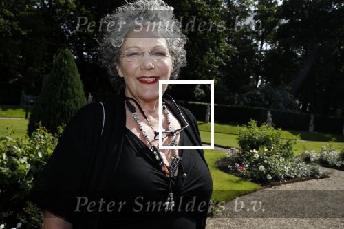 Haarzuilens 6 juni 2018
Opening expositie in kasteel de haar met oa Rene Mioch Annewil Blankers Renee Soutendijk en Willeke v Ammelrooij.