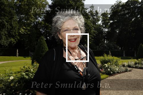 Haarzuilens 6 juni 2018
Opening expositie in kasteel de haar met oa Rene Mioch Annewil Blankers Renee Soutendijk en Willeke v Ammelrooij.