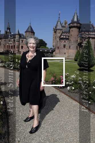 Haarzuilens 6 juni 2018
Opening expositie in kasteel de haar met oa Rene Mioch Annewil Blankers Renee Soutendijk en Willeke v Ammelrooij.