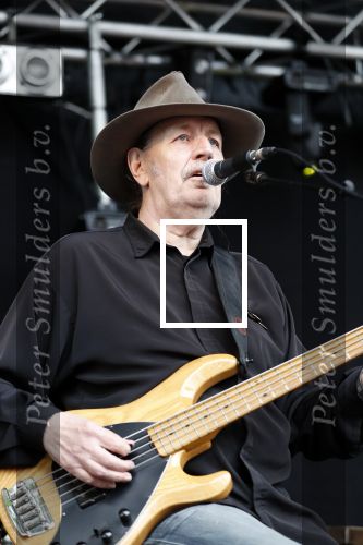 Hummelo 10 mei 2018
Onthulling standbeeld rockgroep Normaal met de bandleden Bennie Jolink, Ferdi Joly, Willem Terhorst en de partner van het overleden lid Jan Manschot