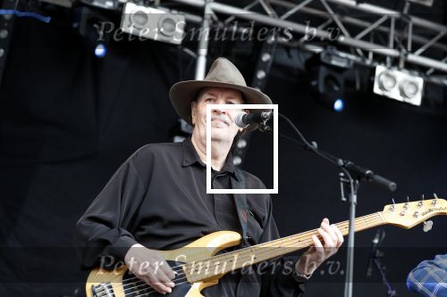 Hummelo 10 mei 2018
Onthulling standbeeld rockgroep Normaal met de bandleden Bennie Jolink, Ferdi Joly, Willem Terhorst en de partner van het overleden lid Jan Manschot