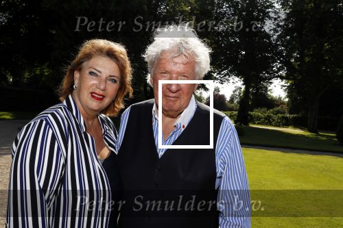 Haarzuilens 6 juni 2018
Opening expositie in kasteel de haar met oa Rene Mioch Annewil Blankers Renee Soutendijk en Willeke v Ammelrooij. Willibrord Frequin met vriendin