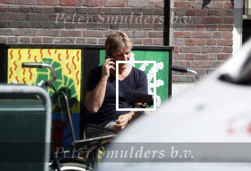 Amsterdam 23 mei 2018
Wim Kieft met vriendin op terras bij de coffeecompany.