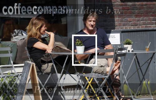 Amsterdam 23 mei 2018
Wim Kieft met vriendin op terras bij de coffeecompany.