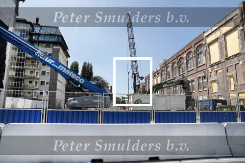 Amsterdam 1 juni 2019
Op de locatie wordt het nieuwe complex gebouwd waar Albert Verlinde een appartement heeft gekocht. Op dit moment vinden de sloopwerkzaamheden plaats