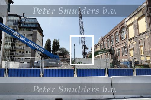 Amsterdam 1 juni 2019
Op de locatie wordt het nieuwe complex gebouwd waar Albert Verlinde een appartement heeft gekocht. Op dit moment vinden de sloopwerkzaamheden plaats