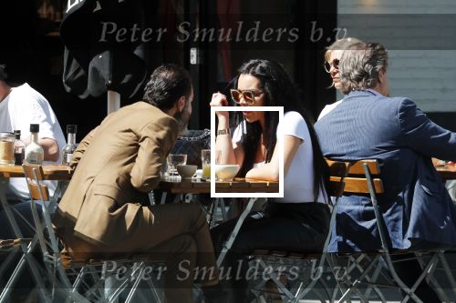 Amsterdam 23 mei 2019
Amanda Balk met haar (ex) man op terras in Amsterdam zuid.