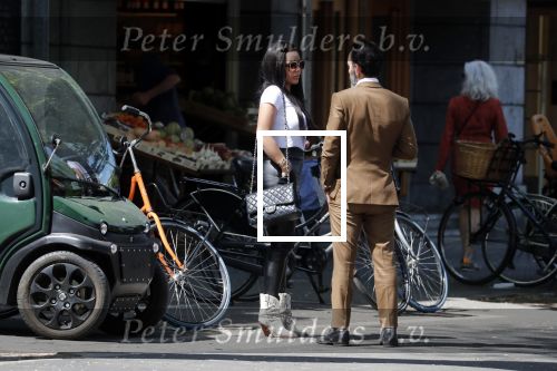 Amsterdam 23 mei 2019
Amanda Balk met haar (ex) man op terras in Amsterdam zuid.