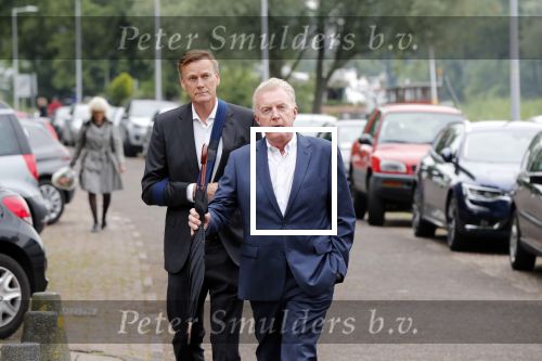 Maarssen Amsterdam 5 juni 2019
Crematie Martine Bijl op zorgvlied in Amsterdam. Andre v Duin met partner Martin