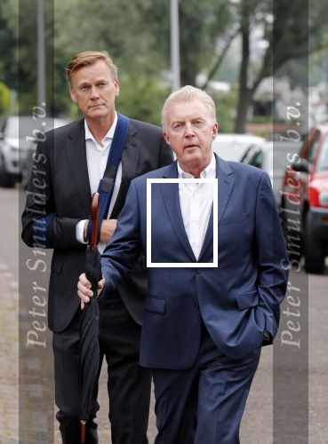 Maarssen Amsterdam 5 juni 2019
Crematie Martine Bijl op zorgvlied in Amsterdam. Andre v Duin met partner Martin