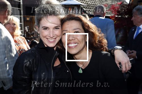 Blaricum 13 mei 2019
Free a girl gala in the red sun in Blaricum. Anouk v Schie de Mol met Wimmy Hu