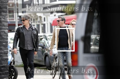 Amsterdam 27 mei 2019
Barry Hay met â€¦ op straat in Amsterdam zuid.