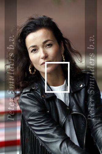 Amsterdam 28 mei 2019
Birgit Schuurman arriveert op een jetski bij cafe de waterkant om daar een gids van Liptonice uit te reiken aan eigenaar van de waterkant.