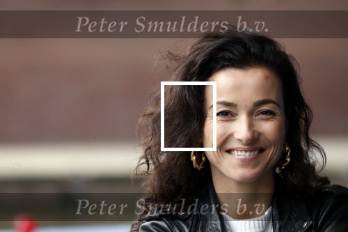 Amsterdam 28 mei 2019
Birgit Schuurman arriveert op een jetski bij cafe de waterkant om daar een gids van Liptonice uit te reiken aan eigenaar van de waterkant.
