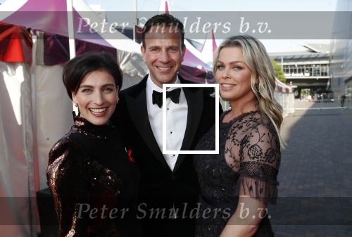 Amsterdam 25 mei 2019
Amsterdam dam diner tbv het aidsfonds in AFAS live. Bridget Maasland met Vivienne v d Assem en Sven sauve