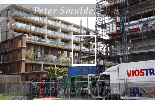 Amsterdam 27 mei 2019
Achter het appartement van Caroline Tensen wordt een nieuw complex gebouwd.