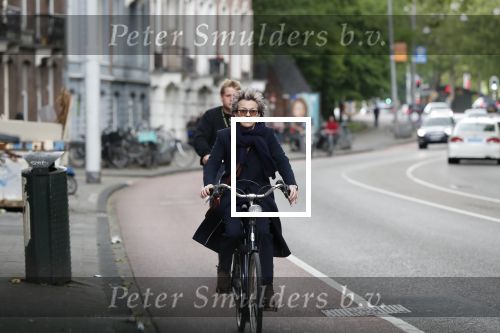 Amsterdam 25 mei 2019
Connie Palmen op de fiets in Amsterdam.