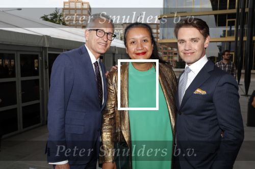 Amsterdam 29 mei 2019
Openingsavond van het Holland festival in het Amsterdam theater.
Koning Willem Alexander en Koningin Maxima zijn te gast alsmede burgemeester Femke Halsema. Daniel Meis met partner en een vriendin