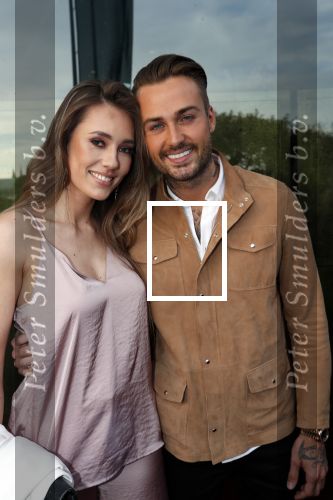 Amsterdam 22 mei 2019
FHM 500 bij the butcher in de ADAM Toren. dave Roelvink met zijn vriendin