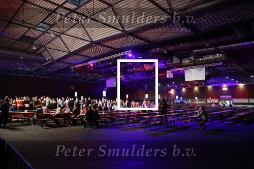 Zwolle 26 mei 2019
Raymond v Barneveld VS Michael v Gerwen op the dutch masters.
Michael zijn vrouw Daphne v Gerwen en Raymond zijn nieuwe vriendin Julia zijn ook aanwezig alsmede de manager van raymond , Jerry v Vianen