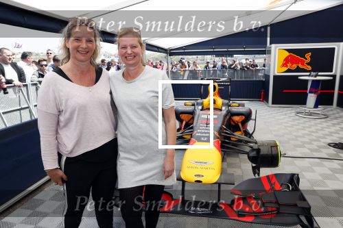 Zandvoort 18 mei 2019
Jumbo racedagen op circuit Zandvoort met oa aanwezig Max Verstappen en Pierre Gasly van het Red Bull F1 team. Dames Esther Vergeer Foundation