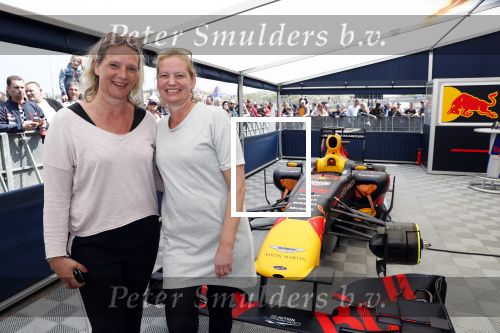Zandvoort 18 mei 2019
Jumbo racedagen op circuit Zandvoort met oa aanwezig Max Verstappen en Pierre Gasly van het Red Bull F1 team. Dames Esther Vergeer Foundation