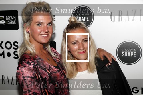 Amsterdam 28 mei 2019
Presentatie boek Rose Bertram bij mama Kelly in het Olympisch stadion. Eva â€¦ met een vriendin