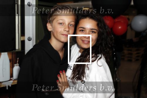 Amsterdam 21 mei 2019
Presentatie boek Alex Maas uitgegeven door Fajah Lourens. fajah haar zoon en dochter zijn ook aanwezig