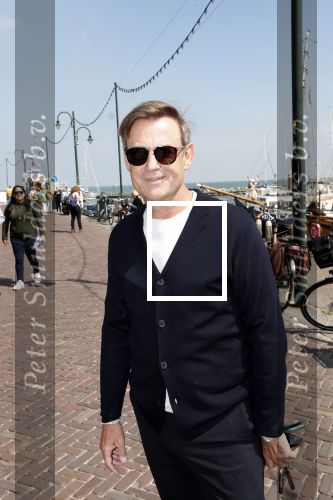 Volendam 22 mei 2019
Boekpresentatie Keje Molenaar bij dine en wine op de dijk in Volendam. Jan Smit presenteert het.
Frans Hoek