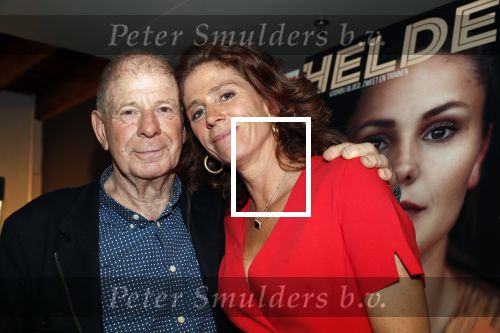 Amsterdam 29 mei 2019
10 jaar magazine Helden geporesnteerd bij Gassan Diamonds.
Frits en Barbara Barend praten met inge de Bruijn Ronald Koeman en Giovanni Bronkhorst.