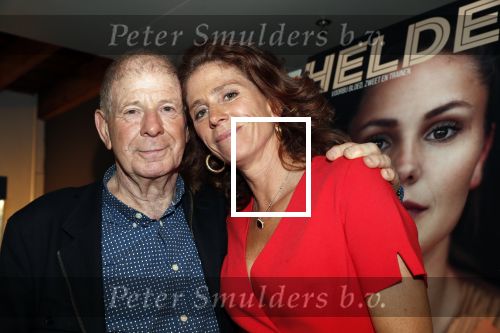 Amsterdam 29 mei 2019
10 jaar magazine Helden geporesnteerd bij Gassan Diamonds.
Frits en Barbara Barend praten met inge de Bruijn Ronald Koeman en Giovanni Bronkhorst.