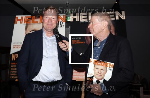 Amsterdam 29 mei 2019
10 jaar magazine Helden geporesnteerd bij Gassan Diamonds.
Frits en Barbara Barend praten met inge de Bruijn Ronald Koeman en Giovanni Bronkhorst.