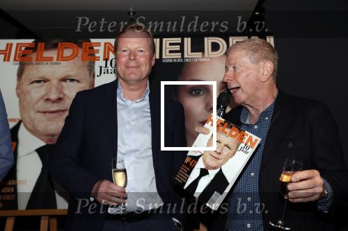 Amsterdam 29 mei 2019
10 jaar magazine Helden geporesnteerd bij Gassan Diamonds.
Frits en Barbara Barend praten met inge de Bruijn Ronald Koeman en Giovanni Bronkhorst.
