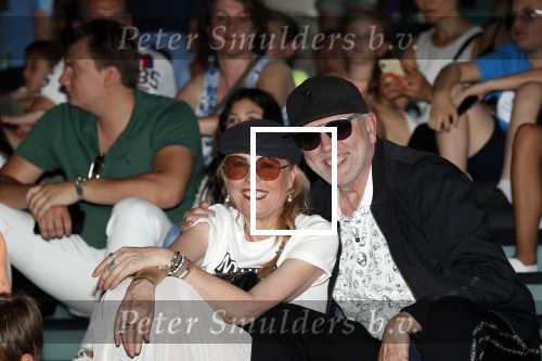 Amsterdam 2 juni 2019
Premiere huisdiergeheimen 2 in pathe arena. Frits Maasland met zijn vrouw