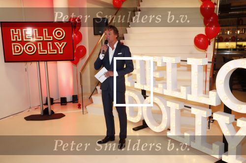 Amsterdam 21 mei 2019
iris v d Ende presnteert met haar bedrijf medialane de cast van hello Dolly met oa Simone Kleinsman Paul de Leeuw Freek Bartels Jorgen Raymann en Marjolein Touw.. Frits Sissing