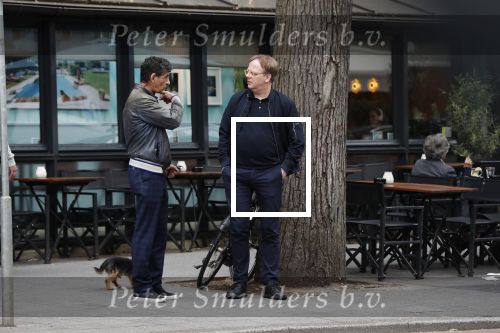Amsterdam 25 mei 2019
Gerard Spong met partner en hun hondje op de beethovenstraat. Ze rijden in hun Rolls Royce.