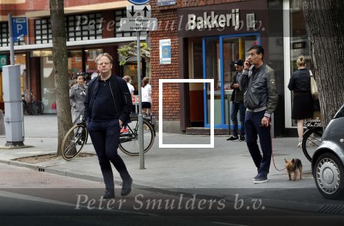 Amsterdam 25 mei 2019
Gerard Spong met partner en hun hondje op de beethovenstraat. Ze rijden in hun Rolls Royce.